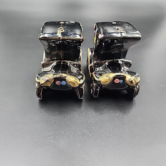 Vintage Red Ware Hand Painted Car Jalopy 3” Salt & Pepper Shakers Japan - Picture 2 of 8